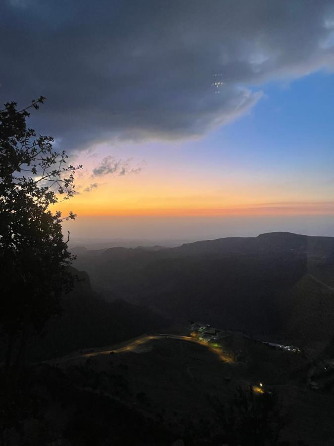 Jabal Dana Hotel - The Highest Hotel In Jordan Exterior photo