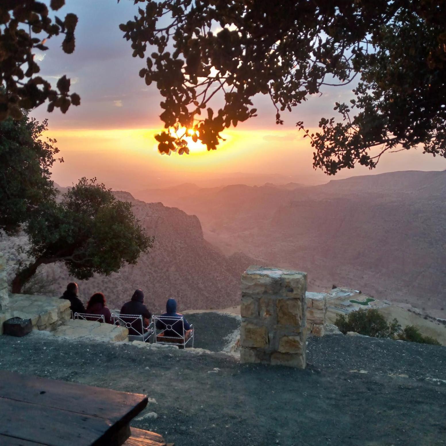 Jabal Dana Hotel - The Highest Hotel In Jordan Exterior photo